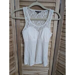 Victoria's Secret White Sleeveless Round Neck Tank Top Lace Design XS